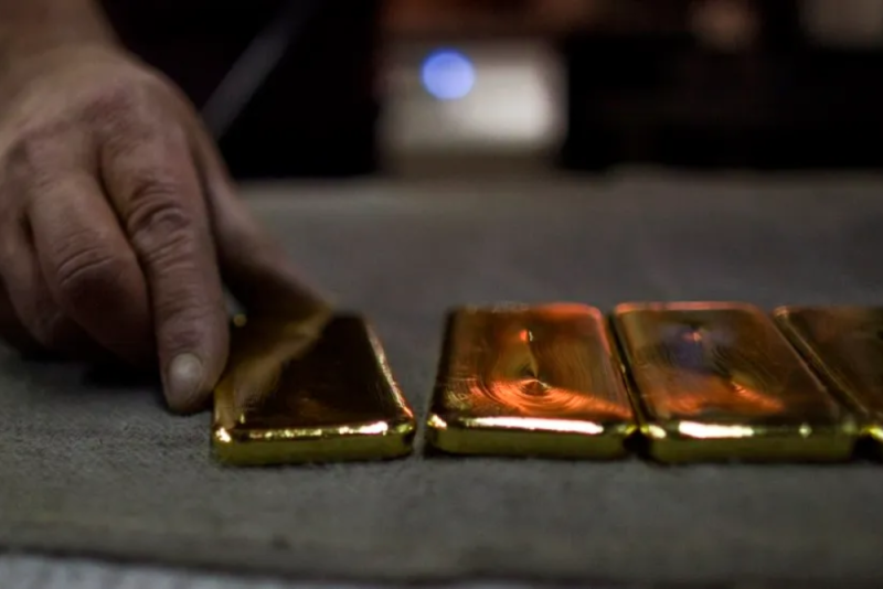 طلای آب شده از کجا بخریم؟ راهنمای خرید امن و مطمئن